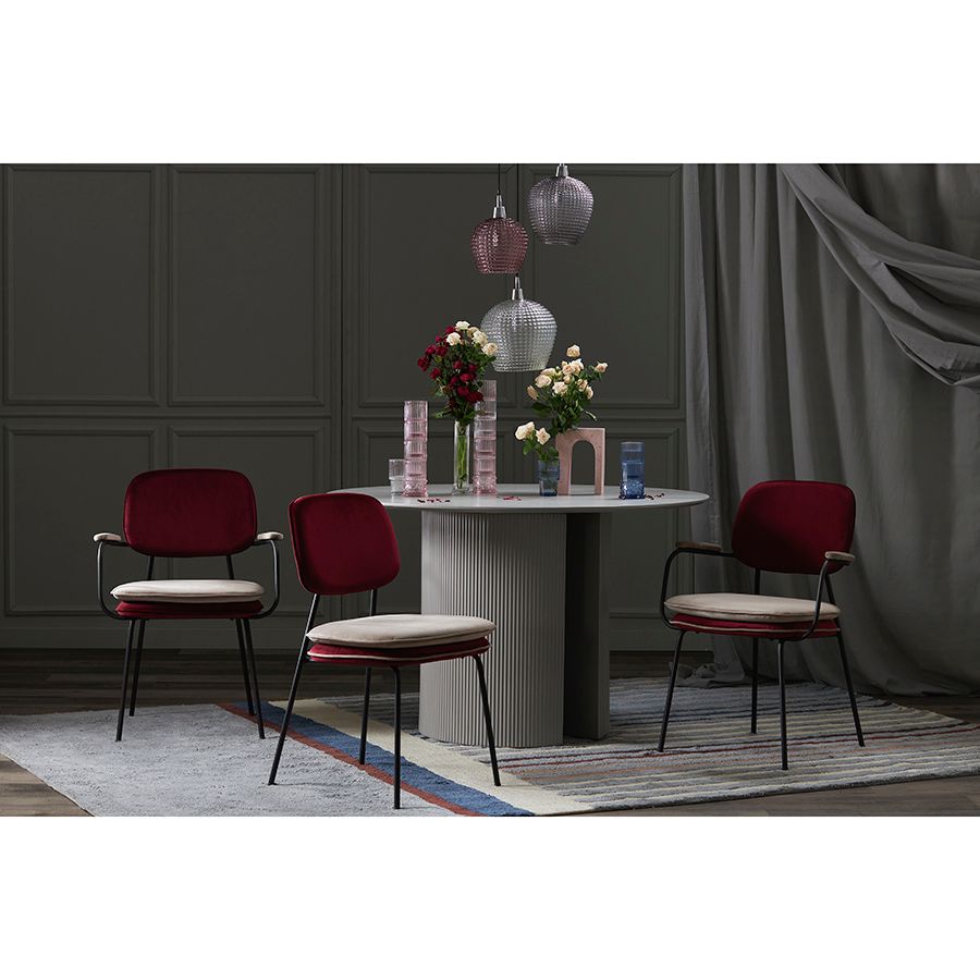 Стул с подлокотниками и контрастным кантом Пеа, велюр, бордовый/бежевый | Replace